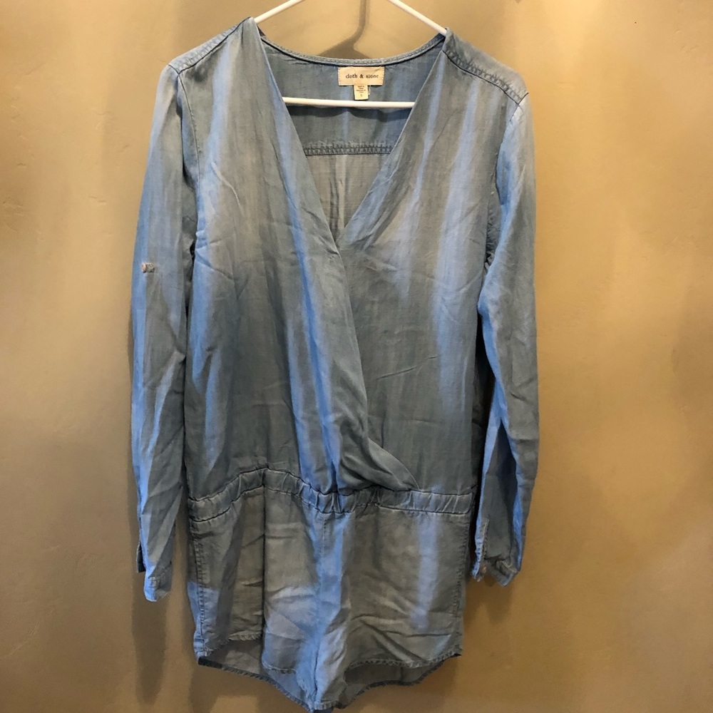 Cloth & Stone Chambray Romper